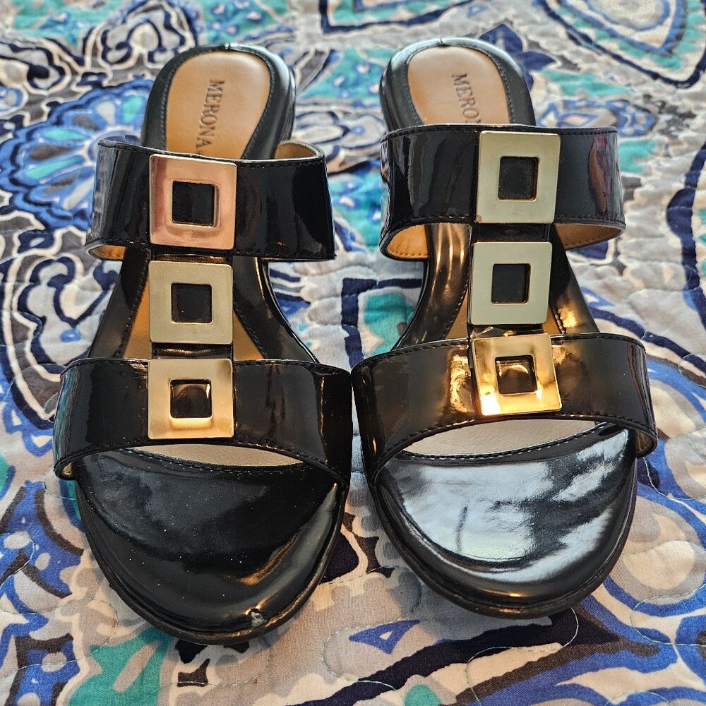 Strappy dress sandals